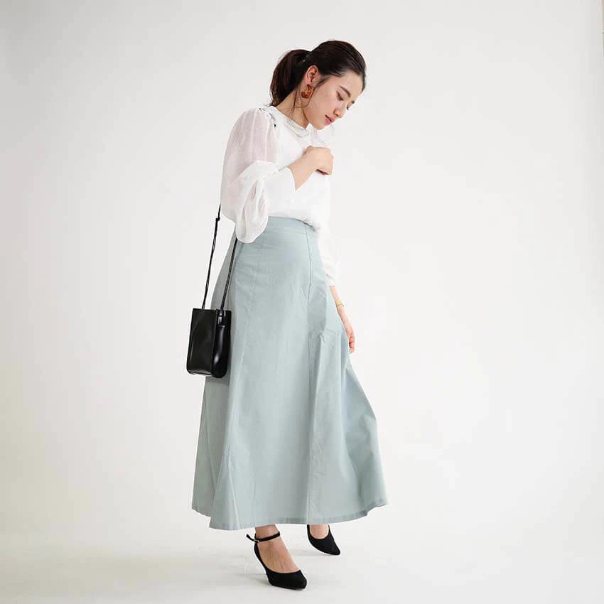 バックレースアップスカート